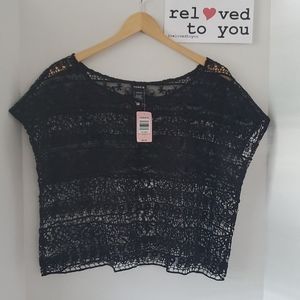 Torrid Embroidered Black Lace Crop Top NWT